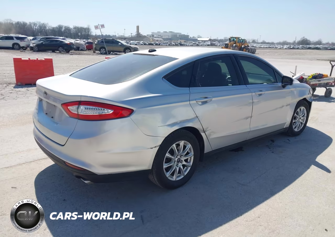 2016 Ford Fusion S VIN:3FA6P0G72GR280187 - 4