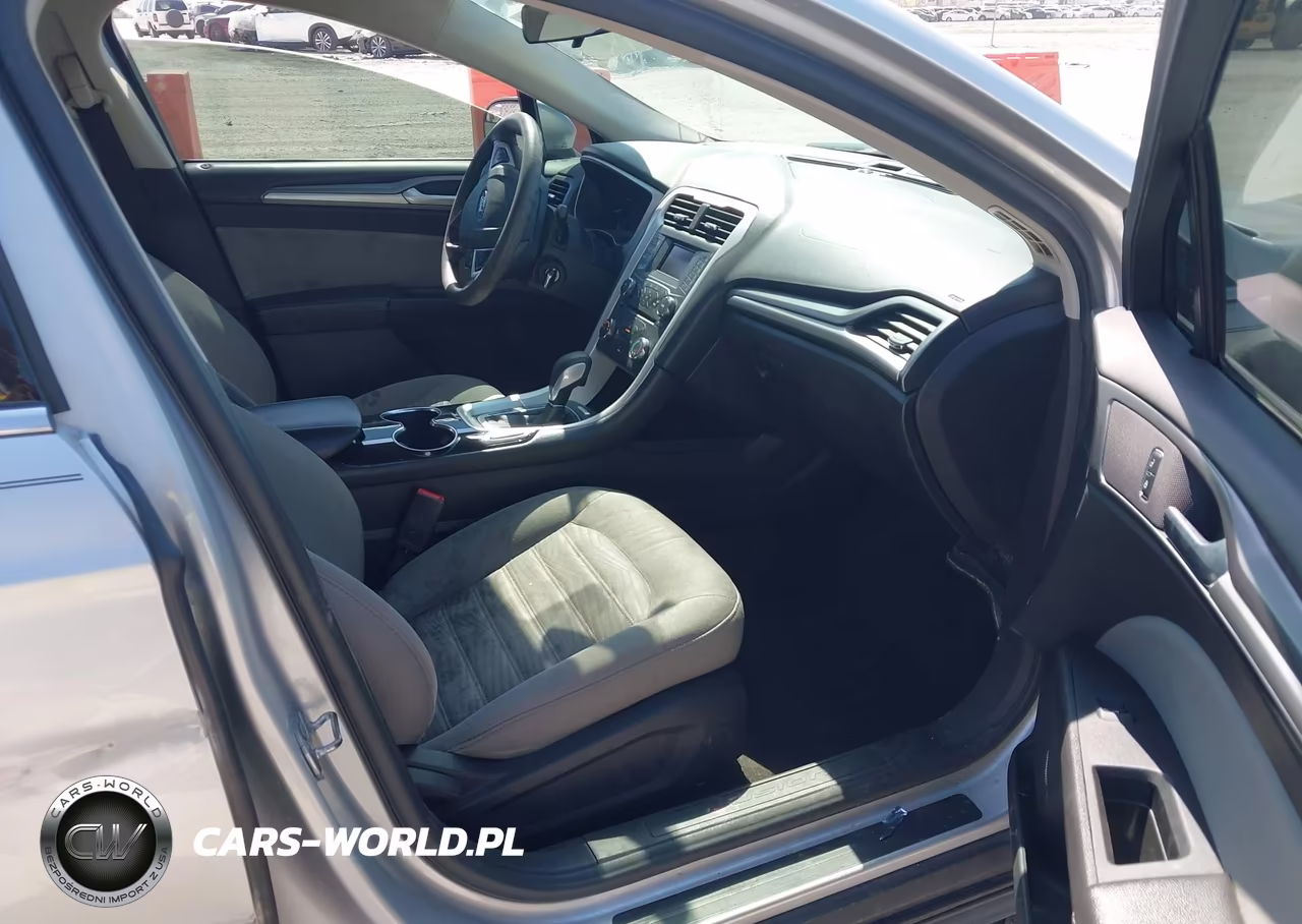 2016 Ford Fusion S VIN:3FA6P0G72GR280187 - 5