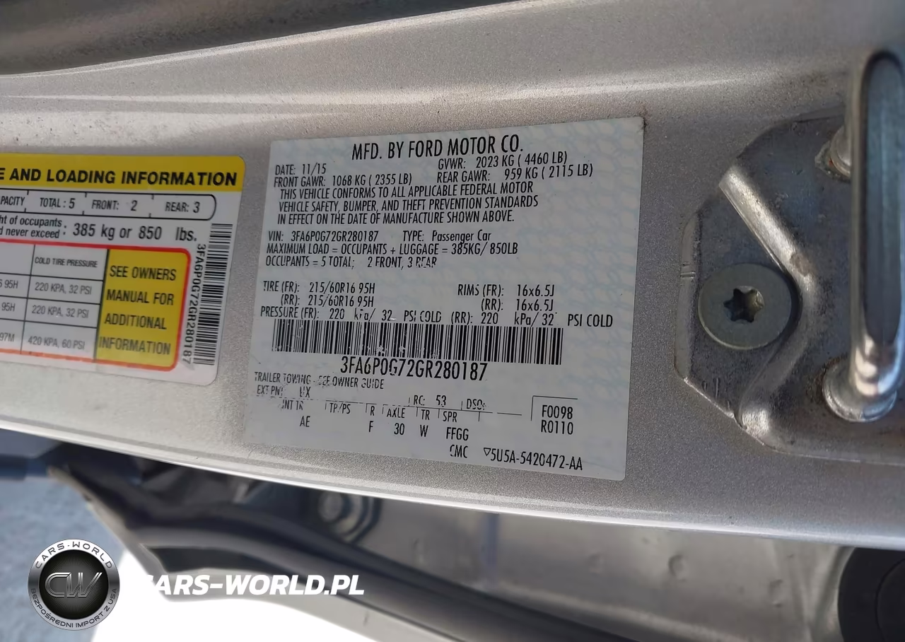 2016 Ford Fusion S VIN:3FA6P0G72GR280187 - 9