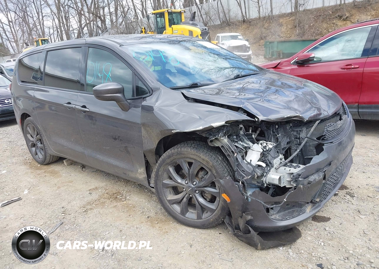 2018 Chrysler Pacifica Touring Plus