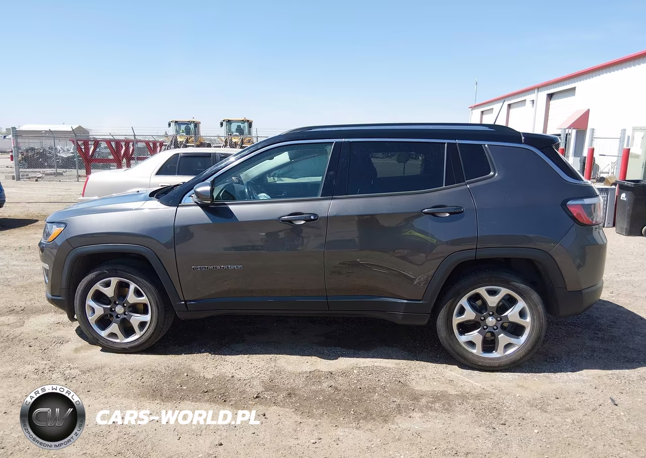 2018 Jeep Compass Limited 4X4 VIN:3C4NJDCB6JT255893 - 14