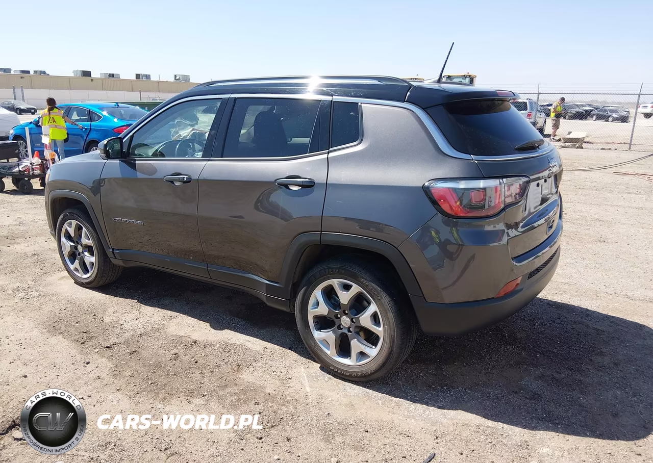 2018 Jeep Compass Limited 4X4 VIN:3C4NJDCB6JT255893 - 3