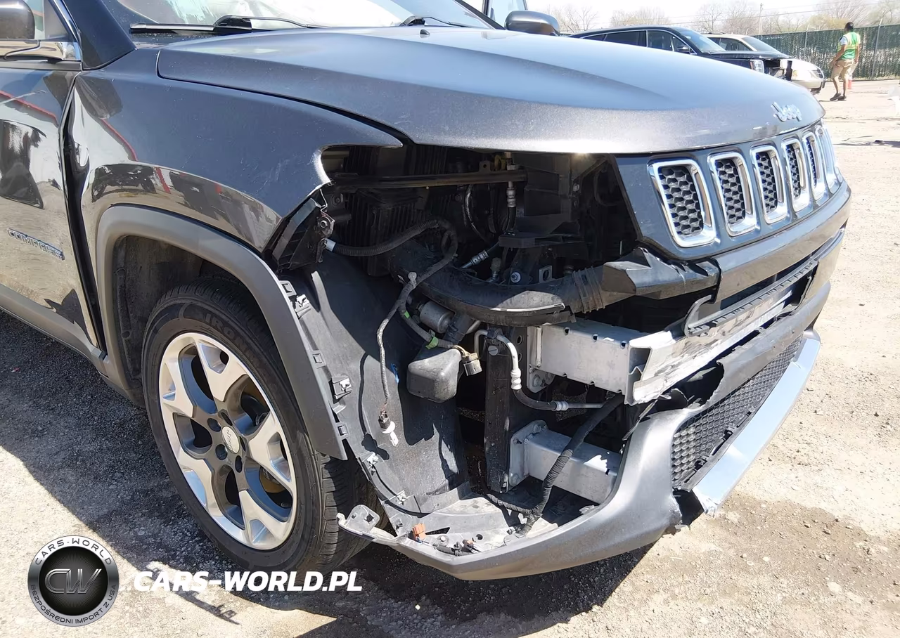 2018 Jeep Compass Limited 4X4 VIN:3C4NJDCB6JT255893 - 6
