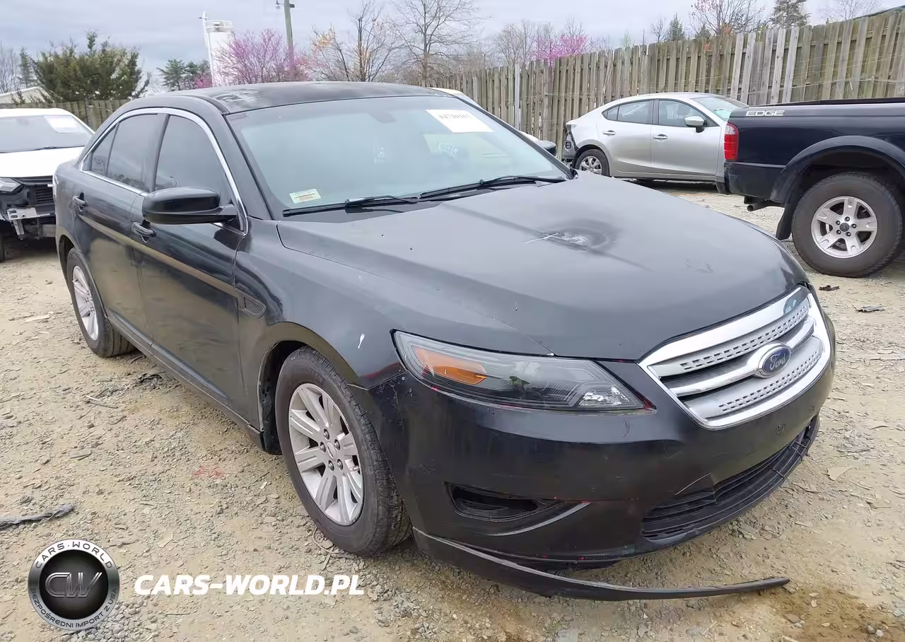 2010 Ford Taurus Se