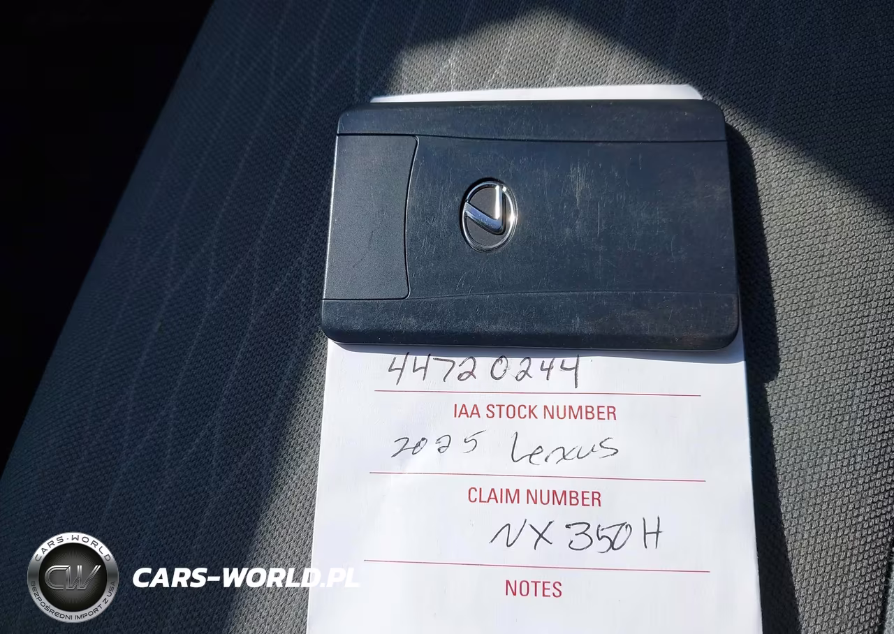 2025 Lexus Nx 350H Premium VIN:JTJGKCEZ3S5024751 - 11
