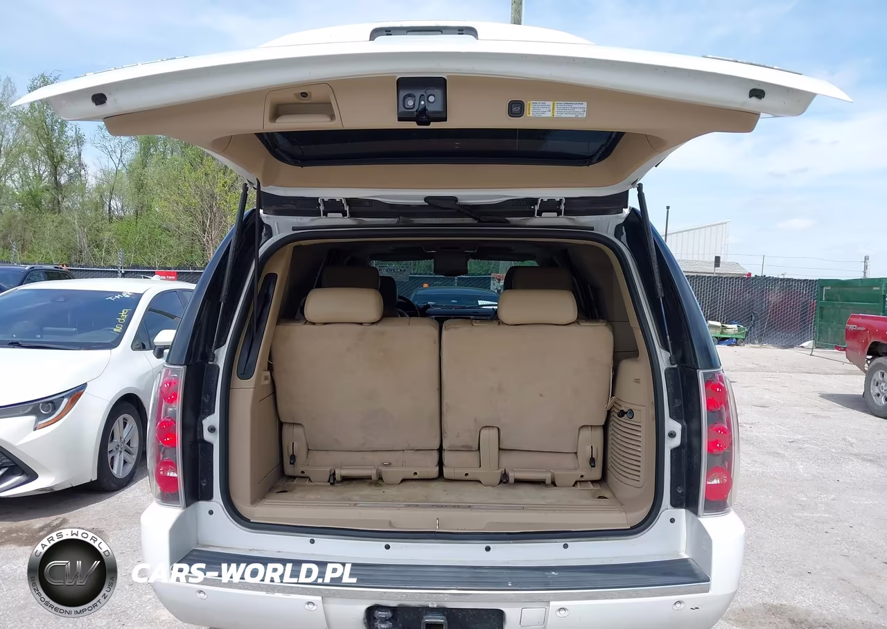 2008 GMC Yukon Denali VIN:1GKFK63838J191805 - 12