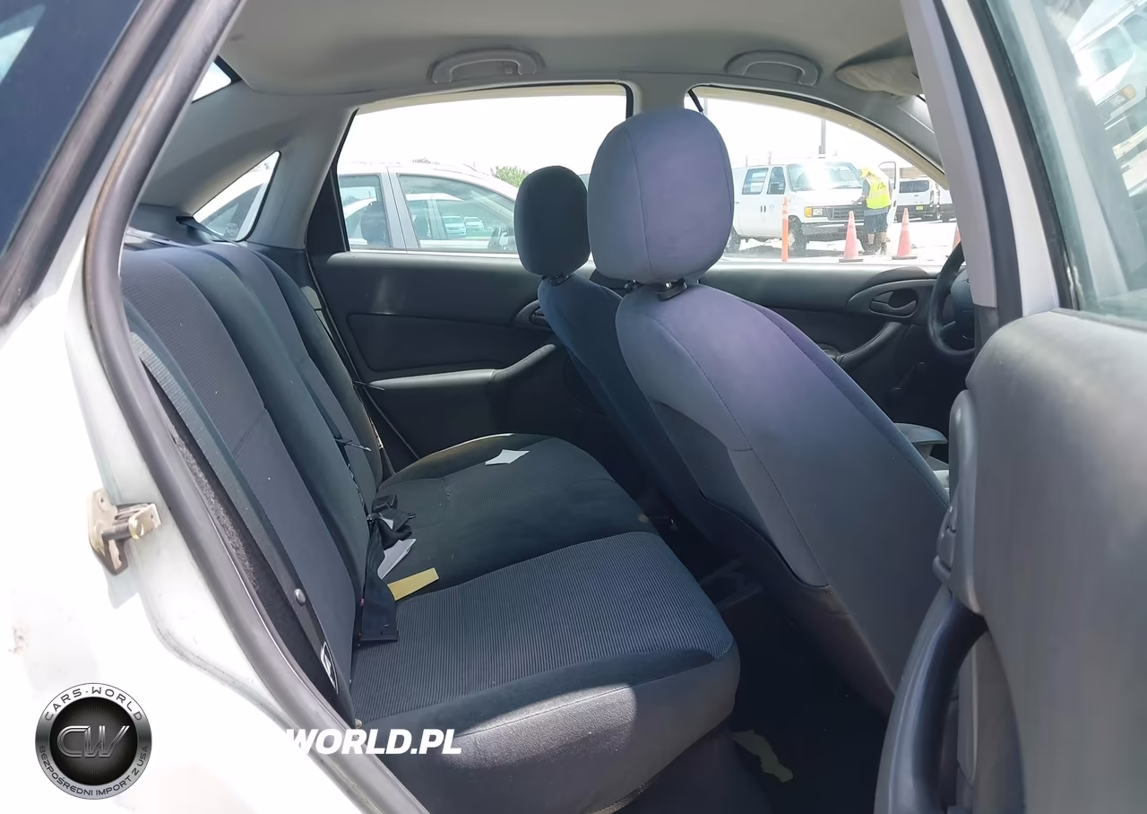 2002 Ford Focus Lx VIN:1FAFP33P32W152991 - 8