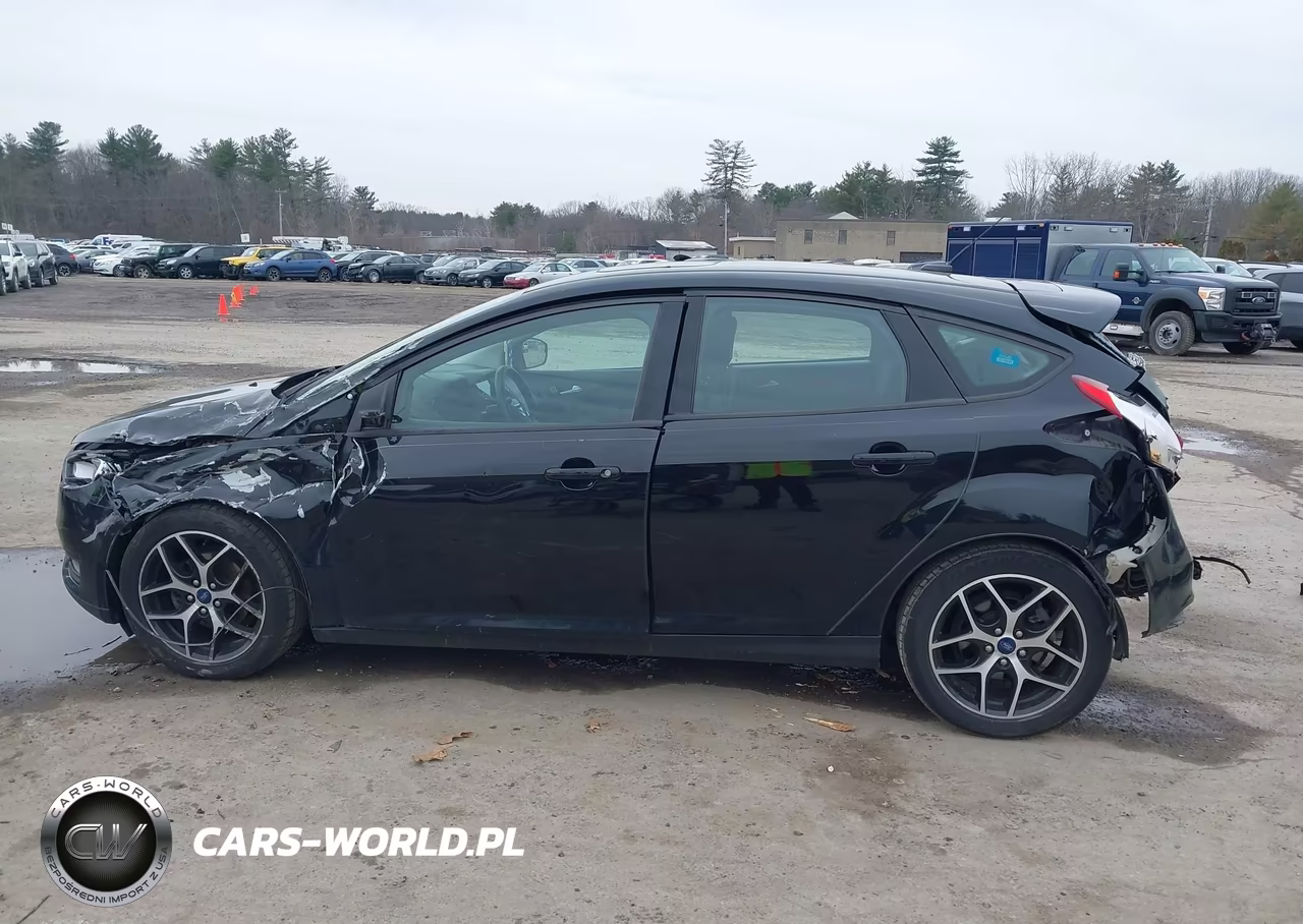 2018 Ford Focus Sel VIN:1FADP3M23JL283896 - 14