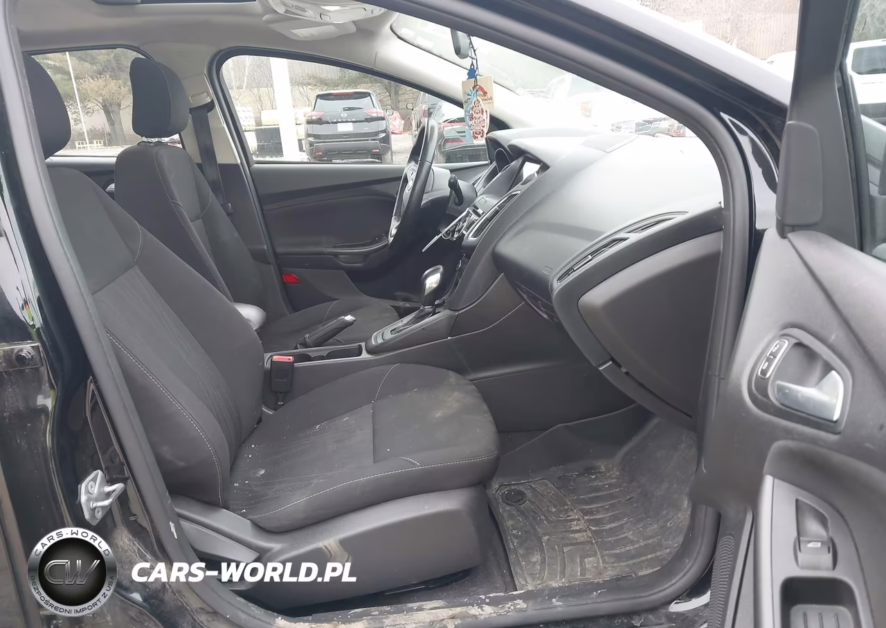 2018 Ford Focus Sel VIN:1FADP3M23JL283896 - 5