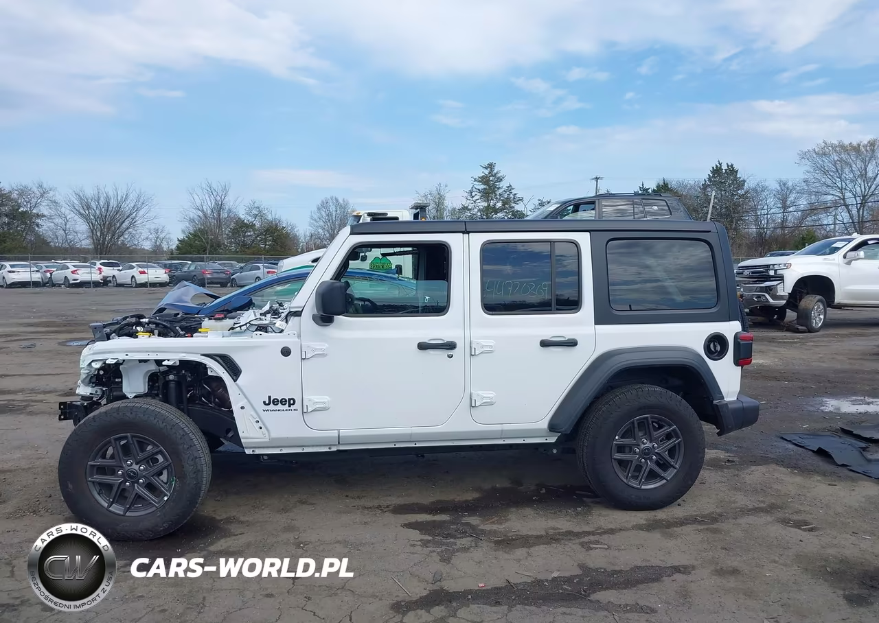 2025 Jeep Wrangler 4-Door Summit 4X4 VIN:1C4PJXDG1SW659653 - 14