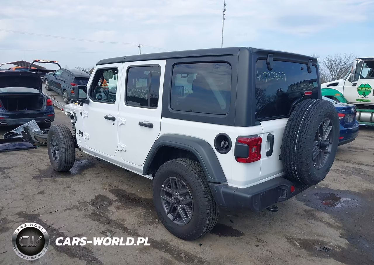 2025 Jeep Wrangler 4-Door Summit 4X4 VIN:1C4PJXDG1SW659653 - 3