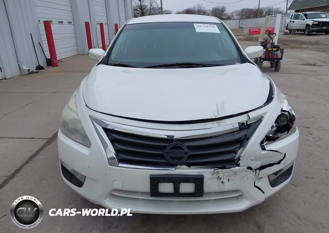 2015 Nissan Altima 2.5 S VIN:1N4AL3AP7FN915096 - 11