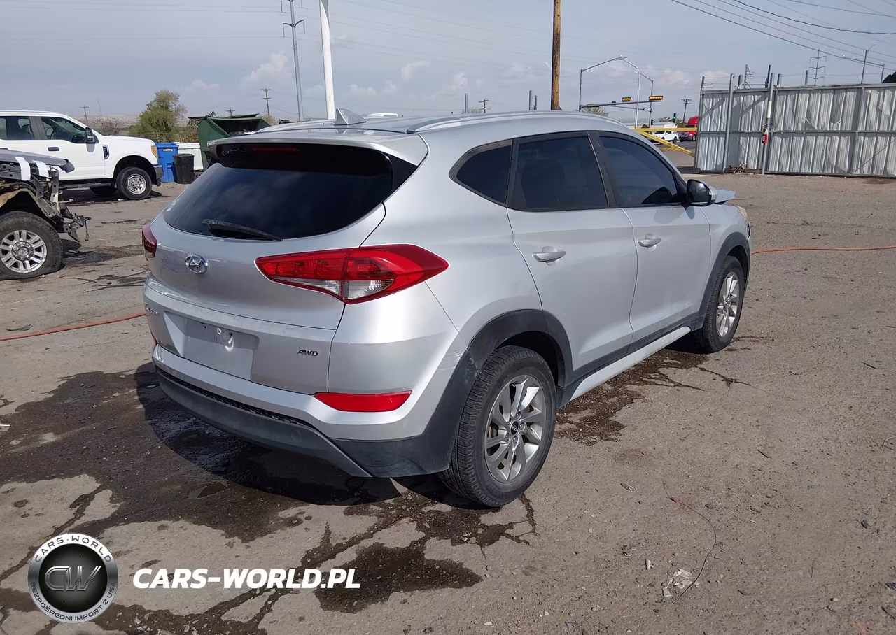 2018 Hyundai Tucson Sel VIN:KM8J3CA49JU606644 - 4