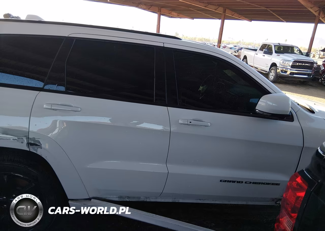 2016 Jeep Grand Cherokee High Altitude VIN:1C4RJECG8GC335820 - 13