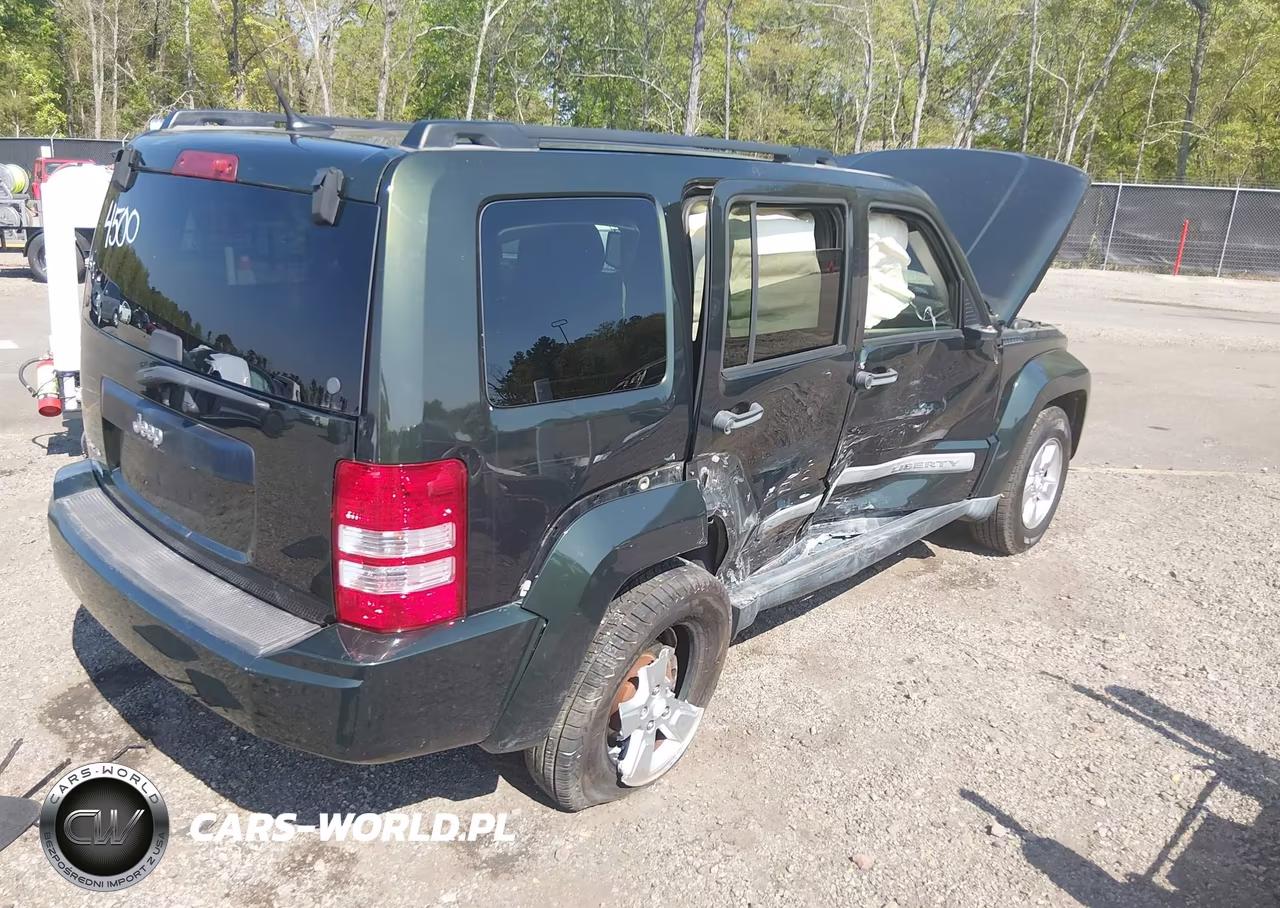 2011 Jeep Liberty Sport VIN:1J4PN2GK8BW520606 - 4