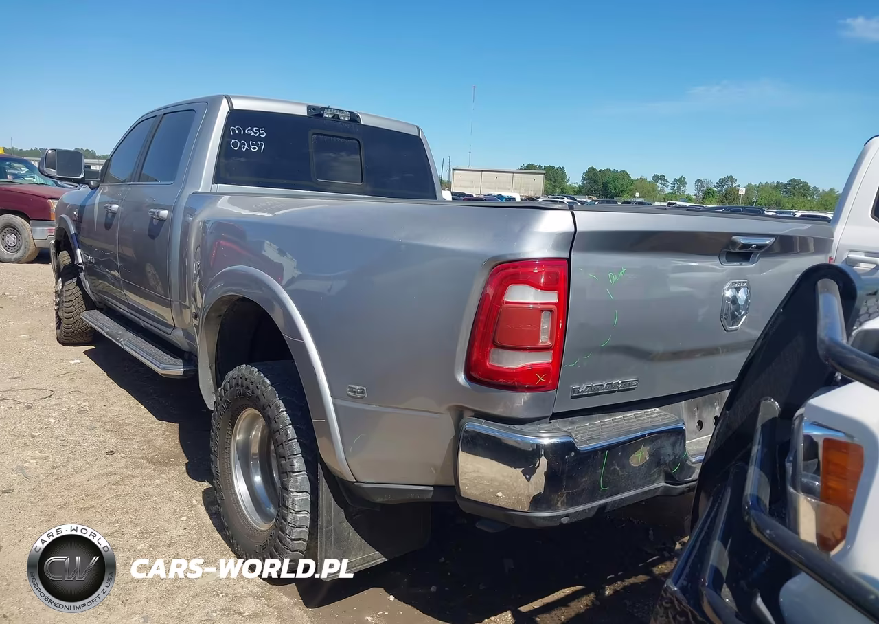 2021 Ram 3500 Laramie 4X4 8' Box VIN:3C63RRJL0MG550257 - 3