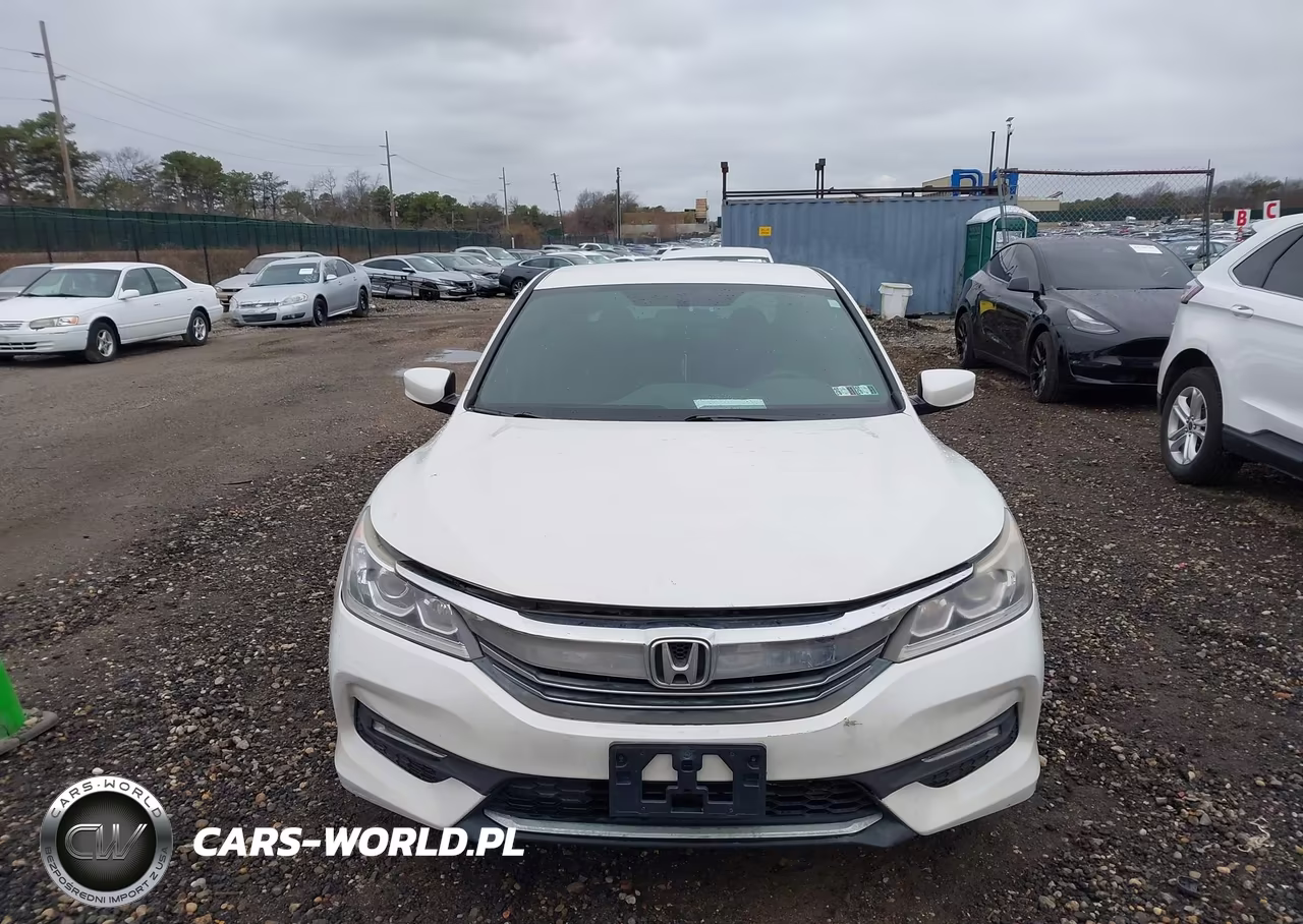 2017 Honda Accord Sport VIN:1HGCR2F50HA283069 - 12