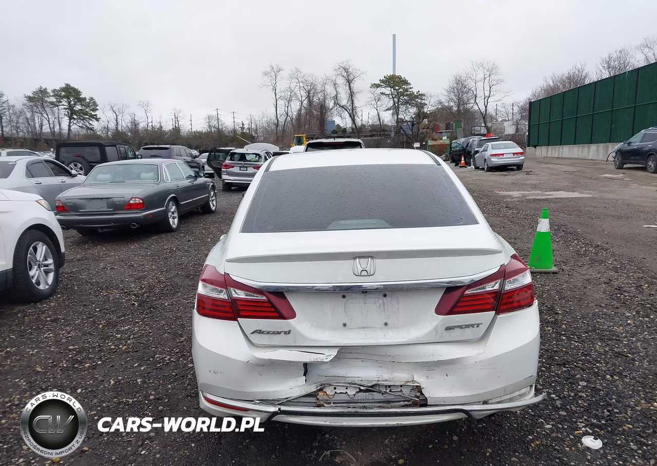 2017 Honda Accord Sport VIN:1HGCR2F50HA283069 - 16