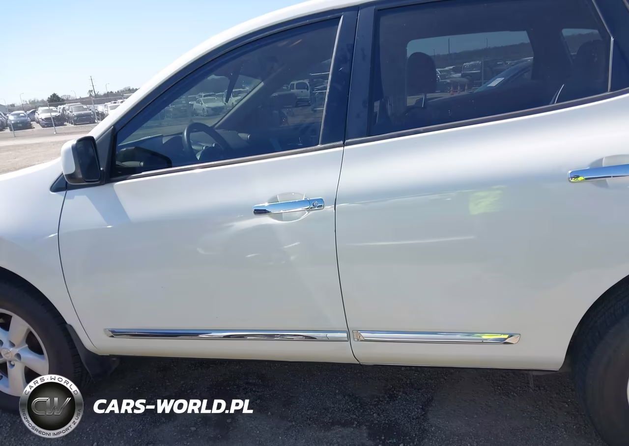2013 Nissan Rogue S VIN:JN8AS5MTXDW551737 - 14