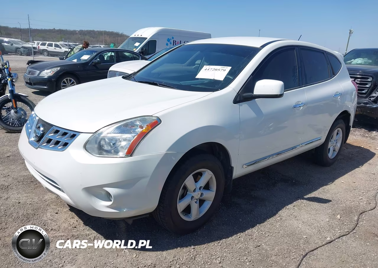2013 Nissan Rogue S VIN:JN8AS5MTXDW551737 - 2