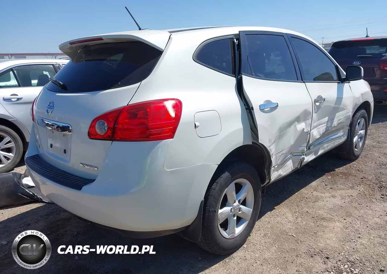 2013 Nissan Rogue S VIN:JN8AS5MTXDW551737 - 4