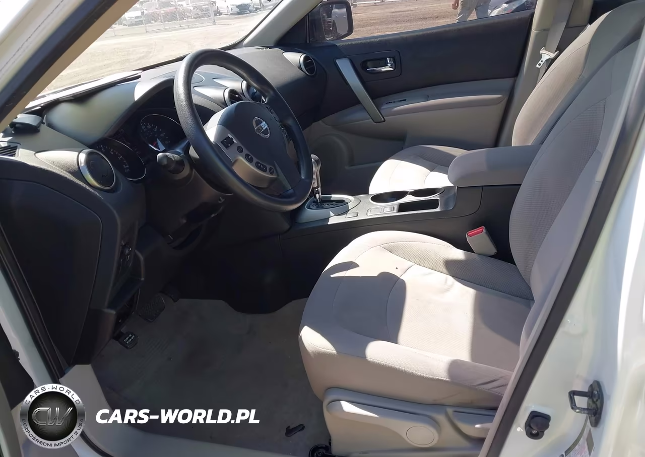 2013 Nissan Rogue S VIN:JN8AS5MTXDW551737 - 5