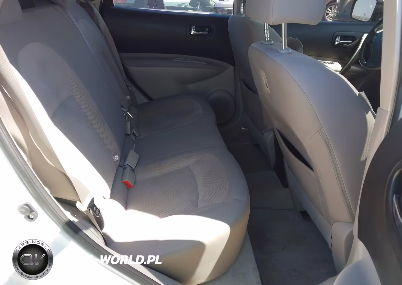 2013 Nissan Rogue S VIN:JN8AS5MTXDW551737 - 8