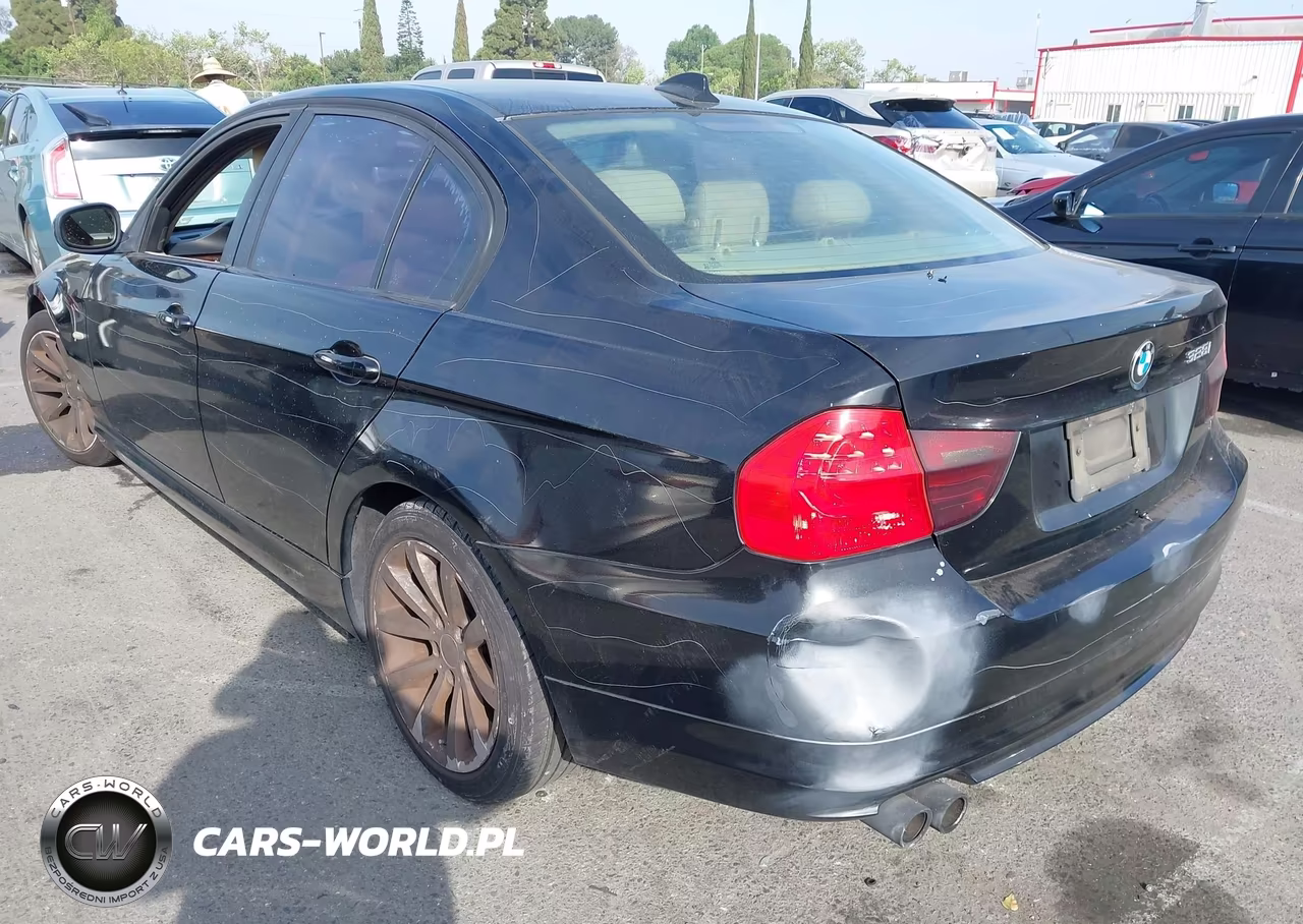 2011 BMW 328I VIN:WBAPH5C56BA444389 - 3