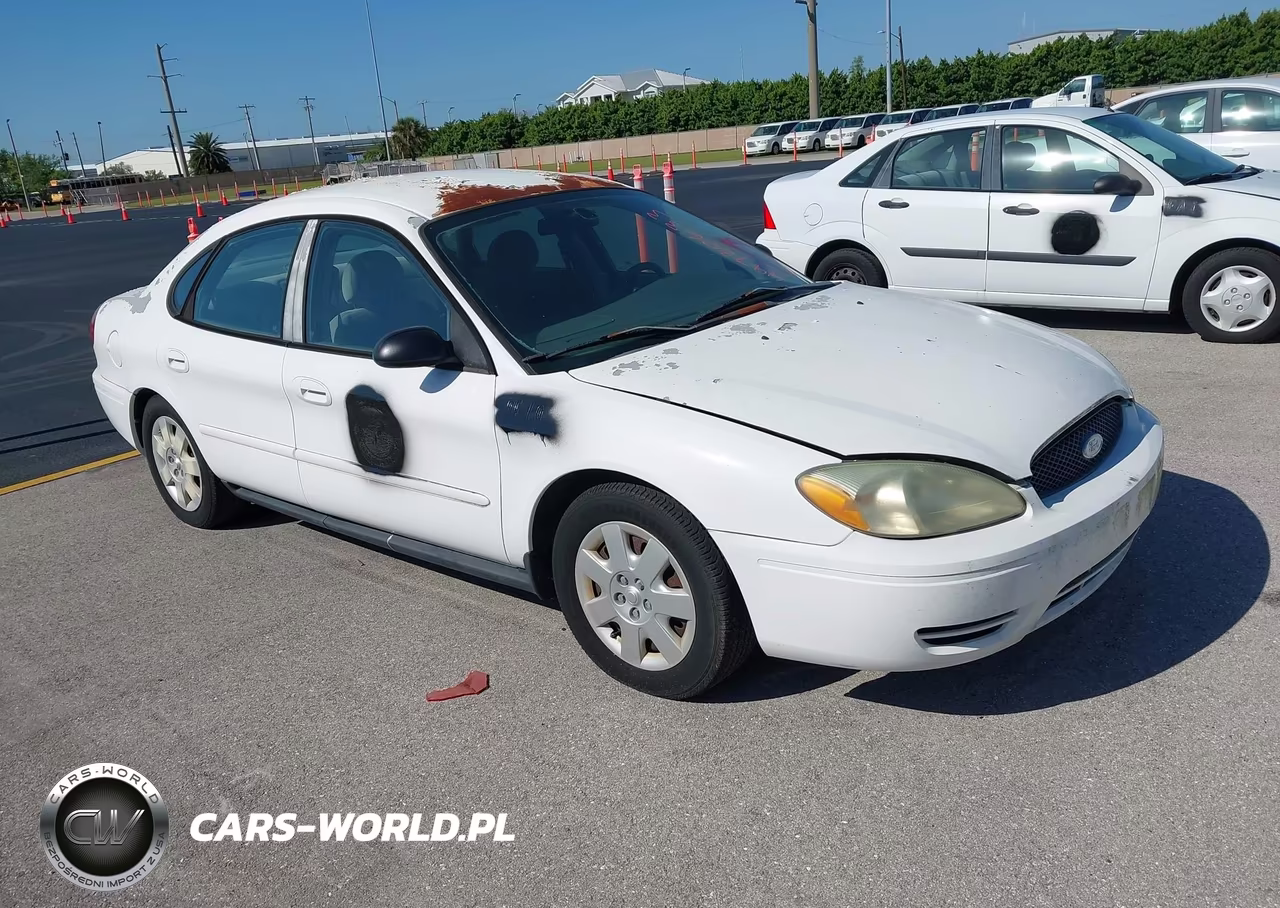 2005 Ford Taurus Se