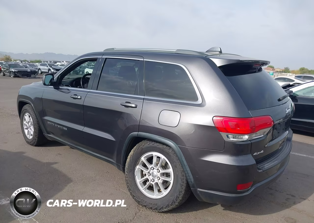 2019 Jeep Grand Cherokee Laredo E 4X4 VIN:1C4RJFAG9KC784229 - 3