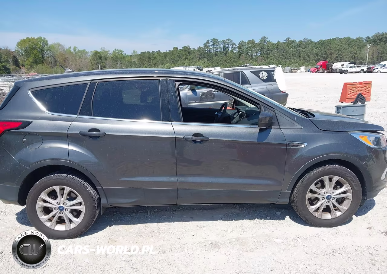 2019 Ford Escape Se VIN:1FMCU0GD7KUA62058 - 13