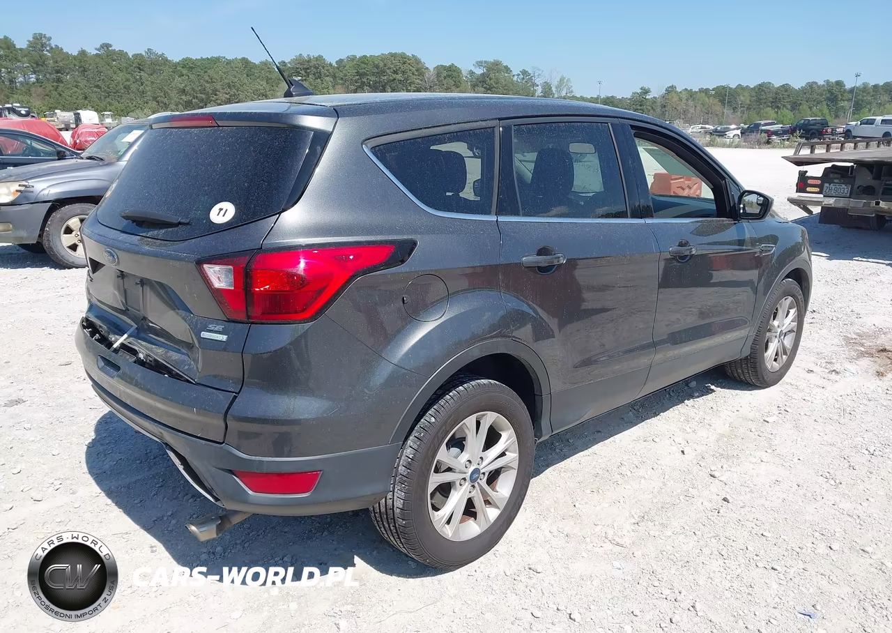 2019 Ford Escape Se VIN:1FMCU0GD7KUA62058 - 4