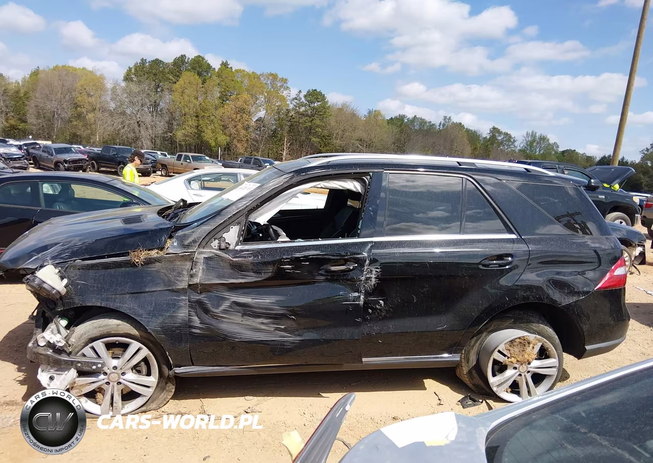 2015 Mercedes-Benz Ml 350 4Matic VIN:4JGDA5HB3FA457532 - 15