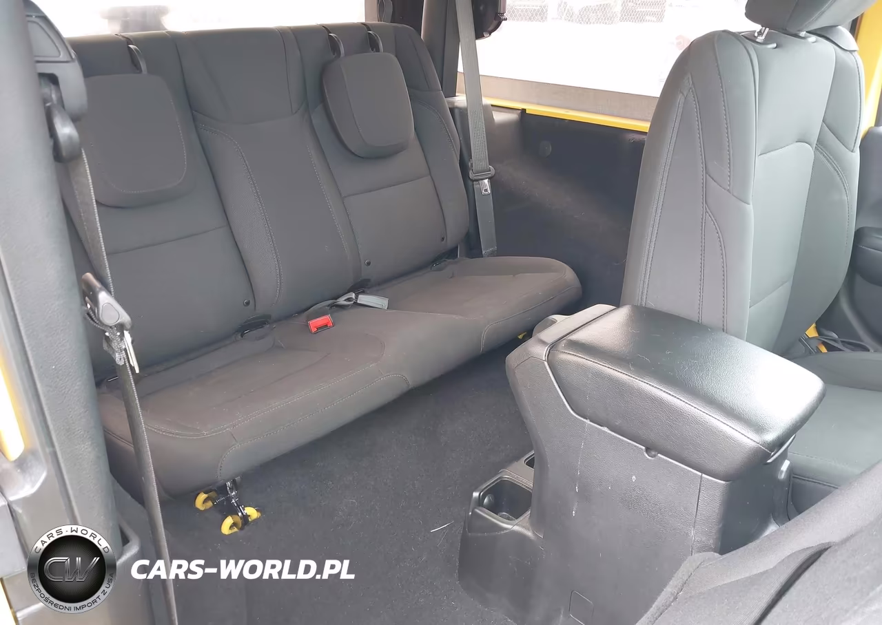 2019 Jeep Wrangler Sport S 4X4 VIN:1C4GJXAG1KW630013 - 8