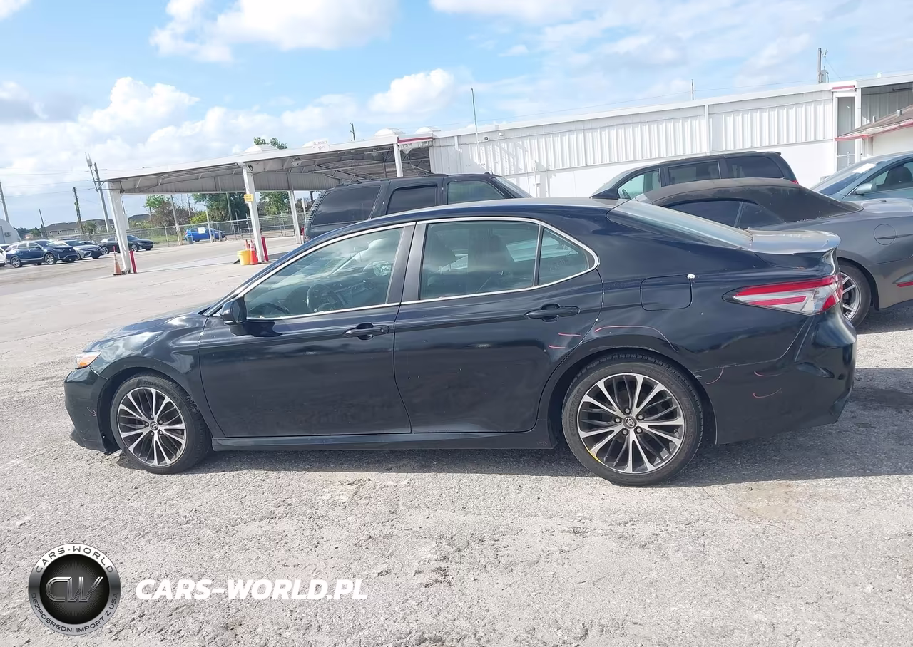 2019 Toyota Camry Se VIN:4T1B11HKXKU168642 - 14