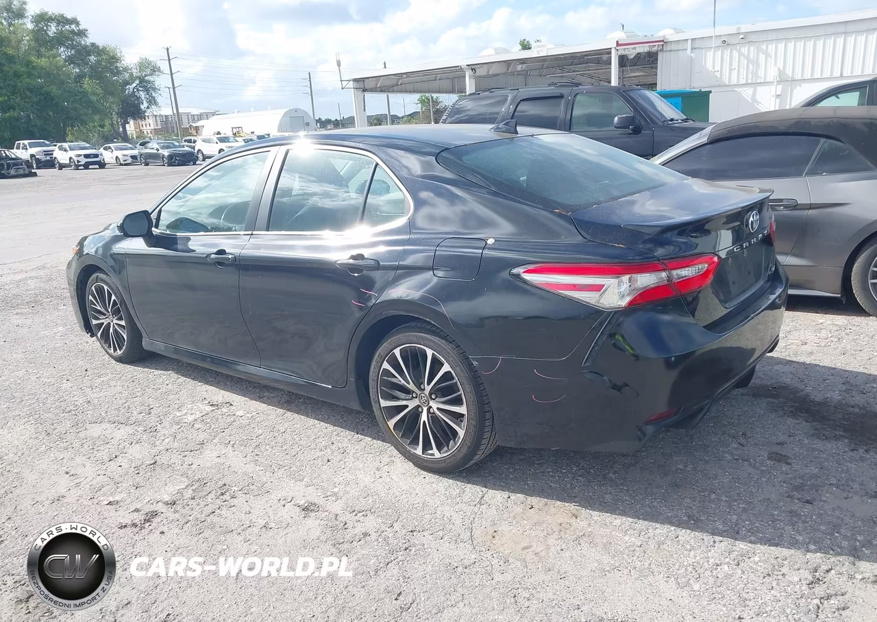 2019 Toyota Camry Se VIN:4T1B11HKXKU168642 - 3