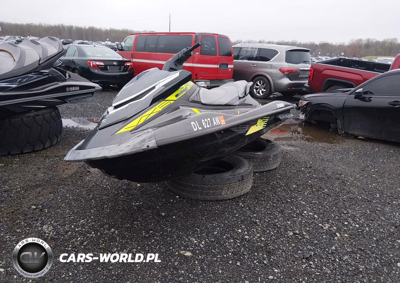 2015 Yamaha Vx110 Deluxe VIN:YAMA1947E515 - 2