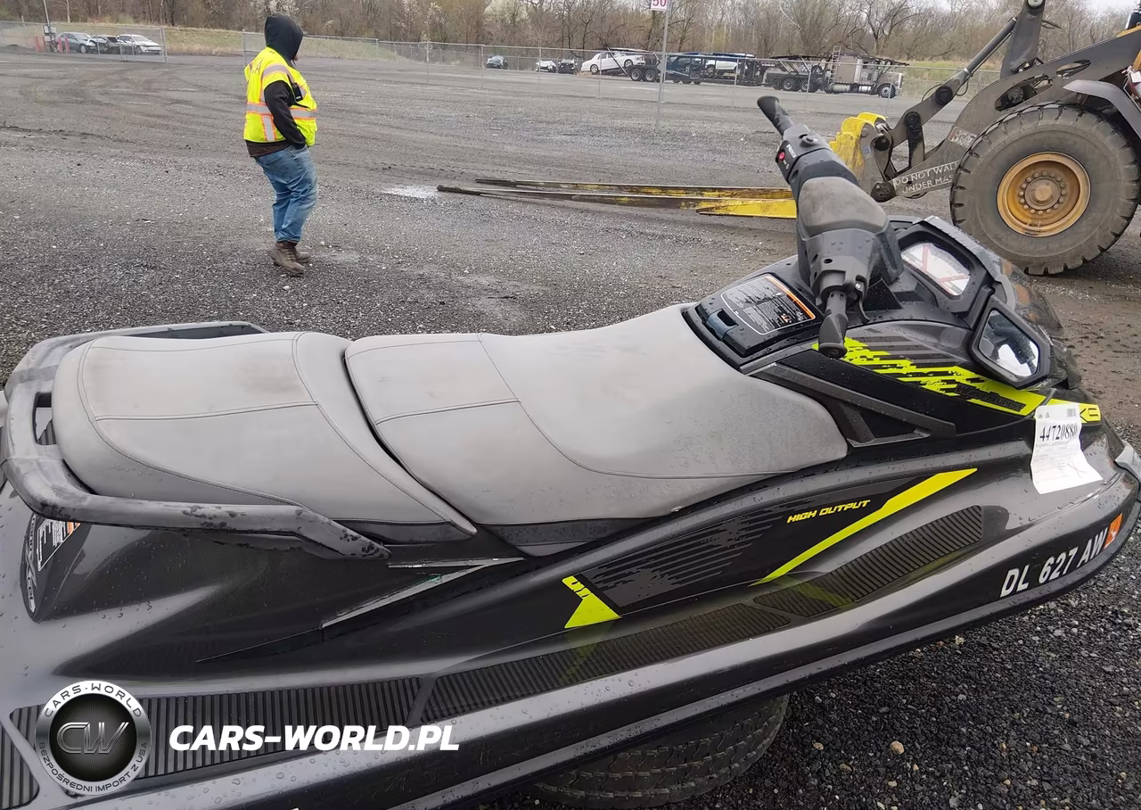 2015 Yamaha Vx110 Deluxe VIN:YAMA1947E515 - 5