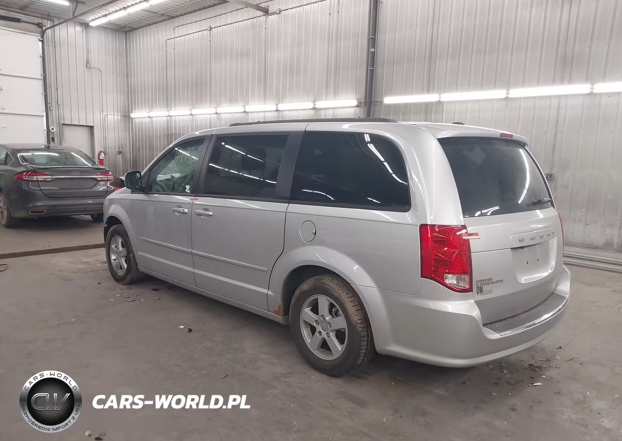 2012 Dodge Grand Caravan Sxt VIN:2C4RDGCG3CR114923 - 3
