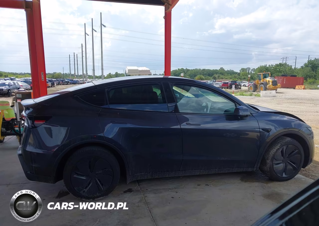 2026 Tesla Model Y VIN:7SAYGDEE0TA411477 - 15