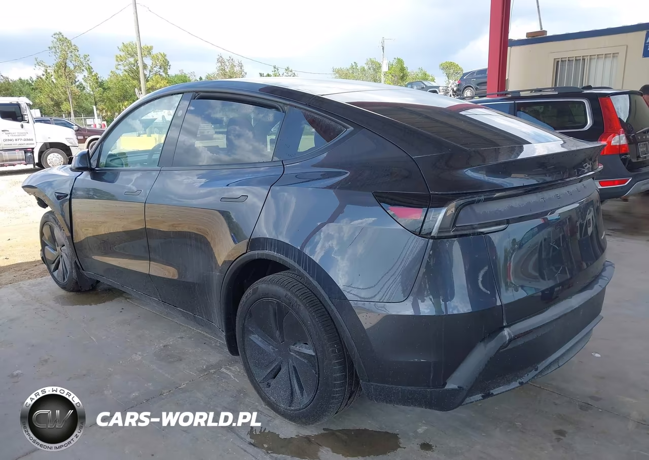 2026 Tesla Model Y VIN:7SAYGDEE0TA411477 - 3