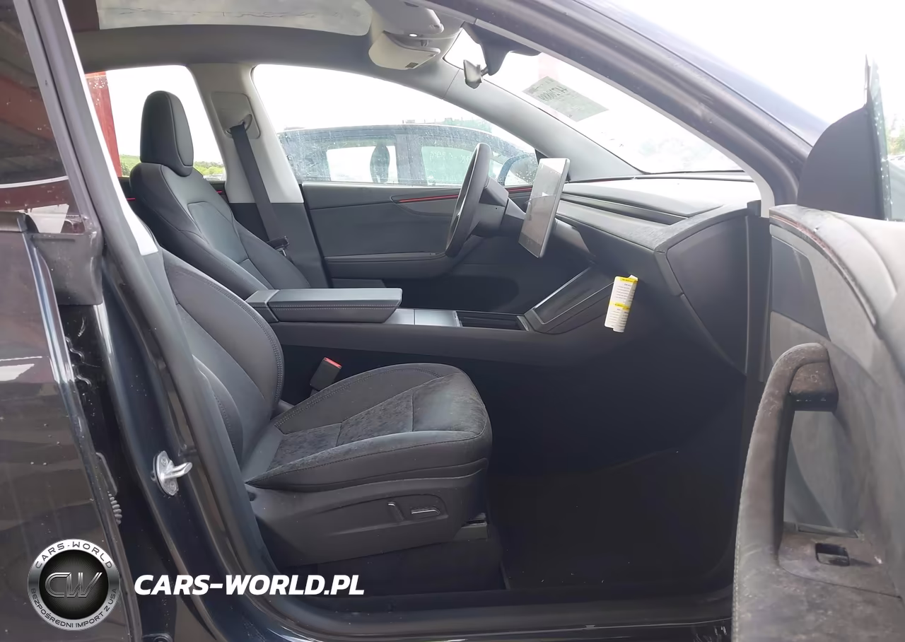 2026 Tesla Model Y VIN:7SAYGDEE0TA411477 - 5