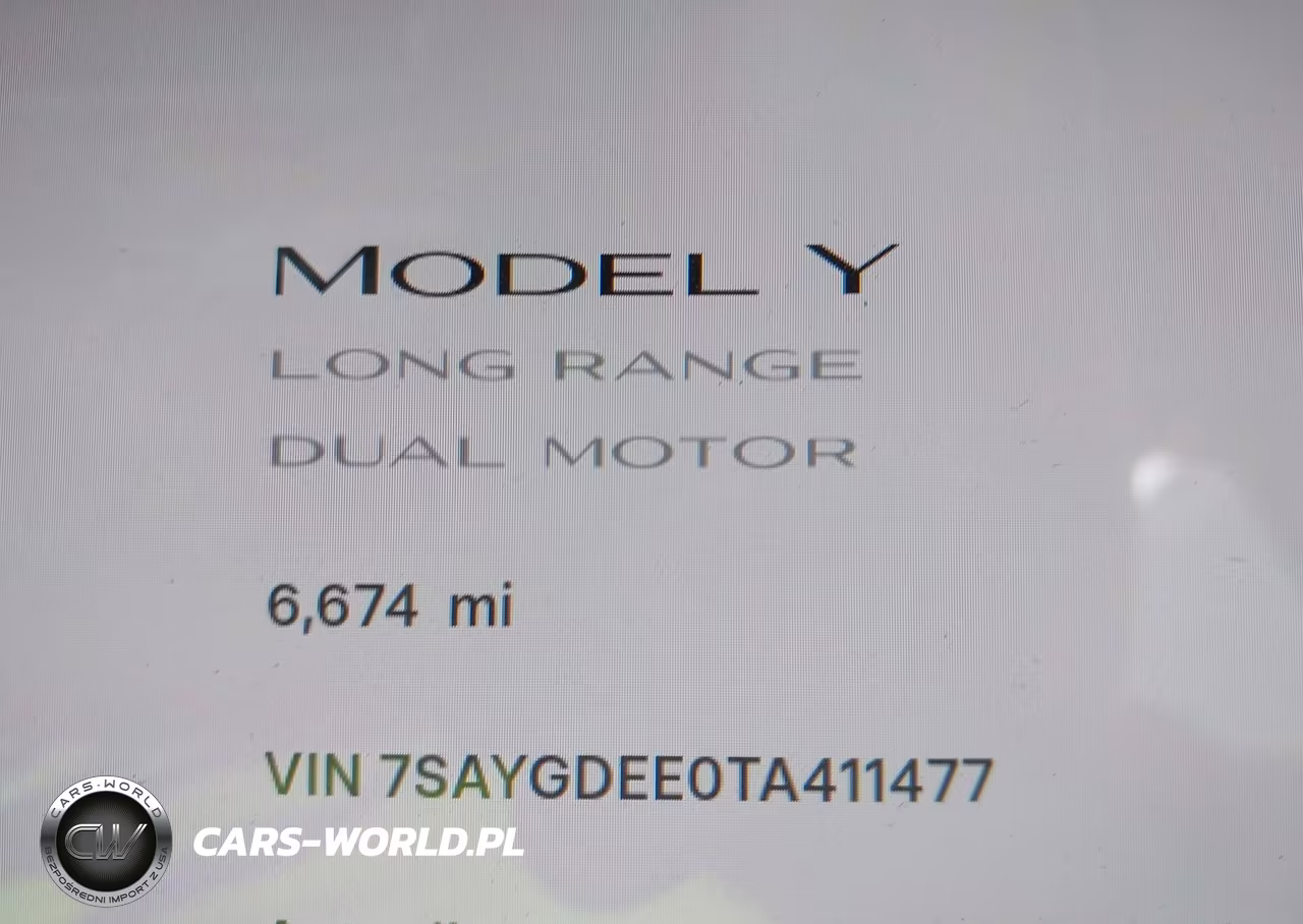 2026 Tesla Model Y VIN:7SAYGDEE0TA411477 - 7