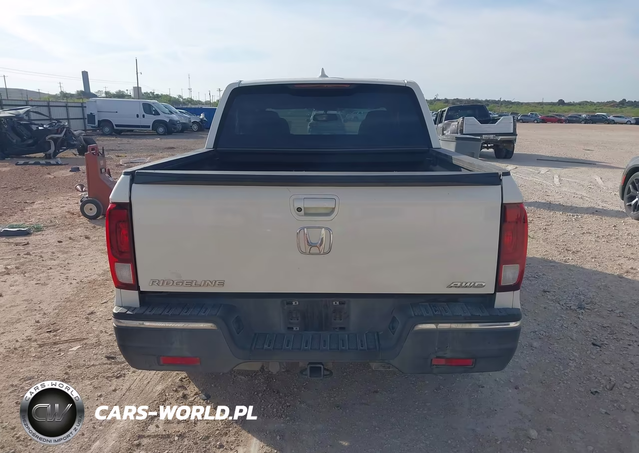 2018 Honda Ridgeline Rtl-T VIN:5FPYK3F68JB004558 - 16