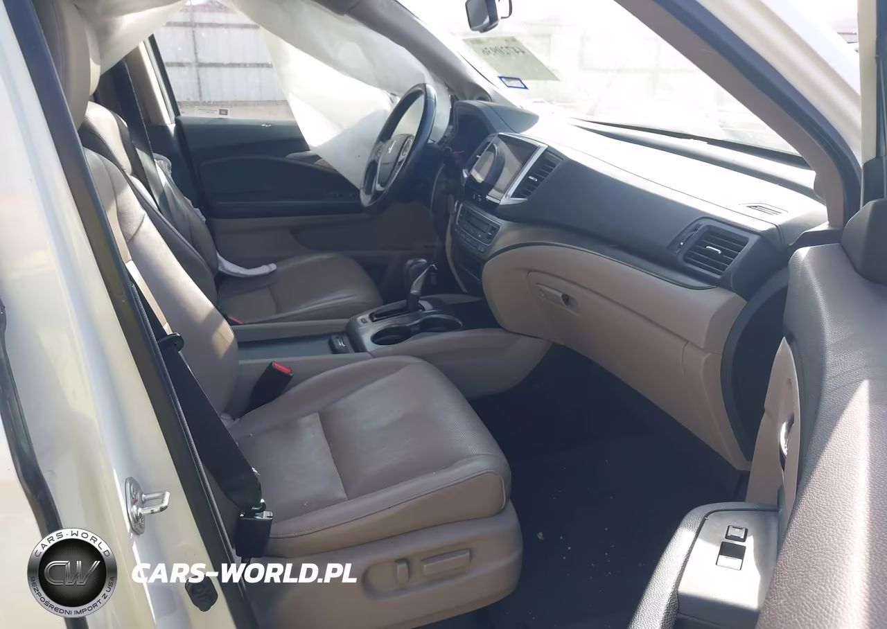 2018 Honda Ridgeline Rtl-T VIN:5FPYK3F68JB004558 - 5