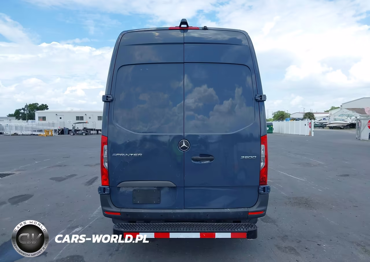 2019 Mercedes Benz Sprinter 2500 Delivery Van VIN:WD4PF0CD5KP089186 - 16