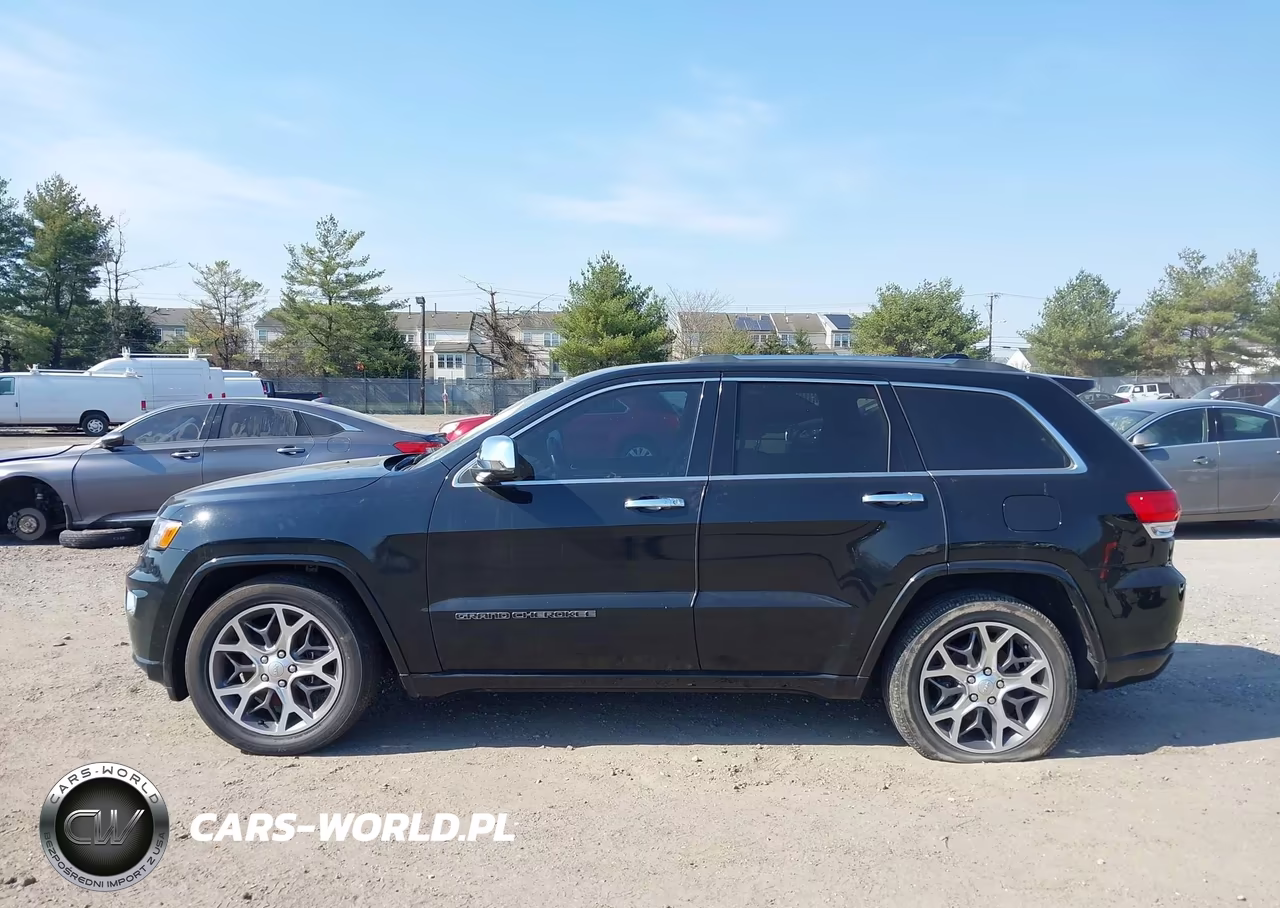 2020 Jeep Grand Cherokee Overland 4X4 VIN:1C4RJFCT0LC417425 - 14