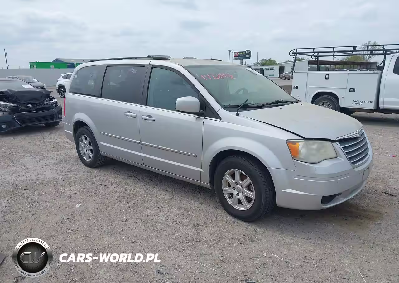 2010 Chrysler Town & Country Touring