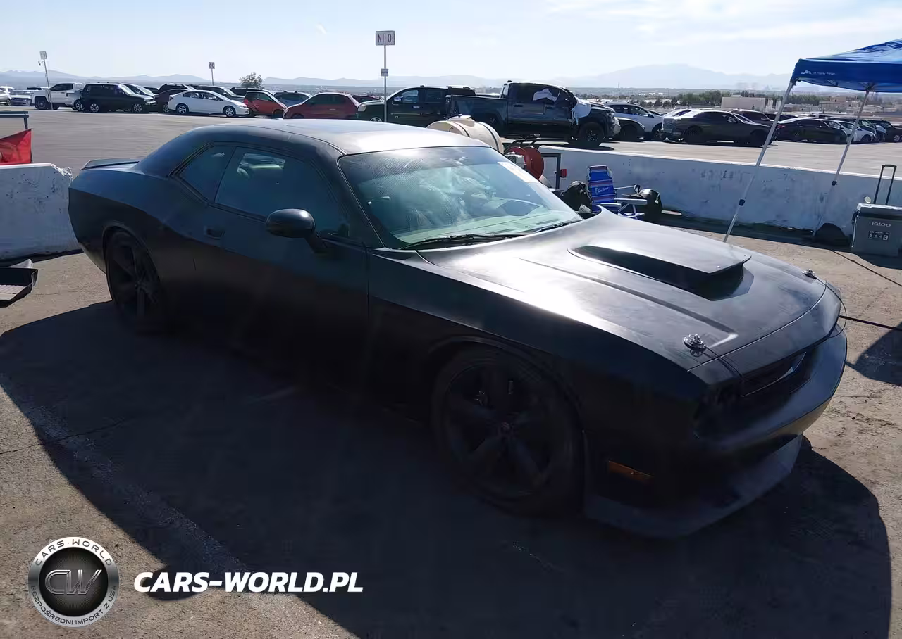 2009 Dodge Challenger Srt8