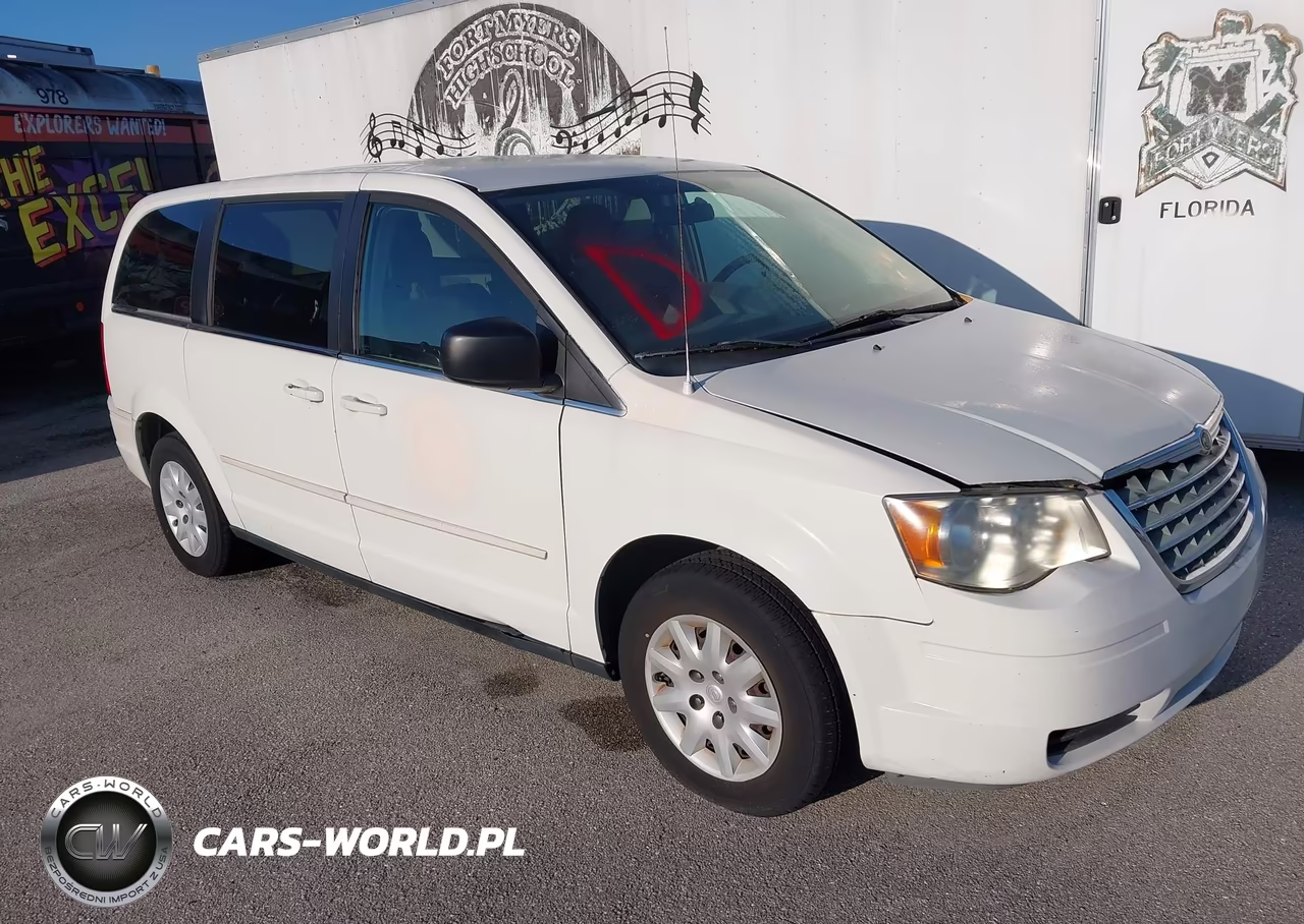 2009 Chrysler Town & Country Lx